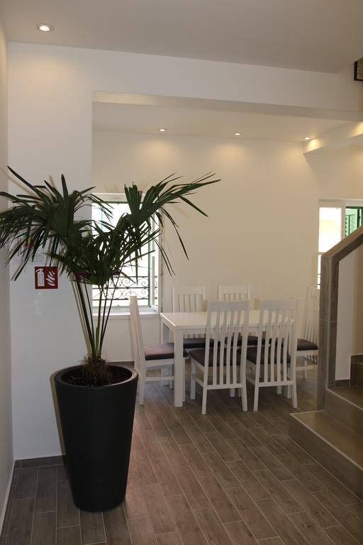 Centar Vodice Apartmani Oda fotoğraf